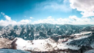 If you are looking at Japan ski resorts then Hakuba Valley, Japan is the perfect ski destination. Hakuba is one of the best places for skiing in Japan for fresh Japan snow. Learn more about a ski trip to Hakuba! #japan #ski #hakuba #travel