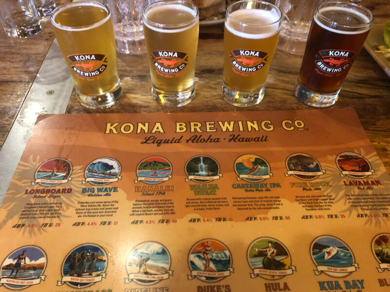 Spending some time in Kona, Hawaii and looking for a place to grab a beer? Then read on to learn about some of the great places to grab drinks in Kona on the Big Island. #kona #hawaii #drinks #cocktails #brewery