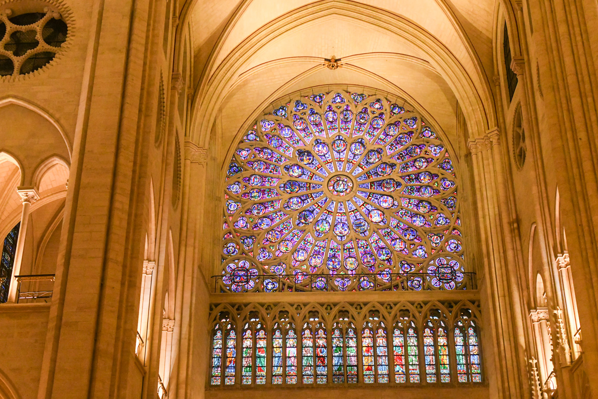 As Notre Dame celebrates its reopening, visitors can admire the dazzling rose window and its reflection on the marble floors. Tickets sell fast, so plan your visit soon!