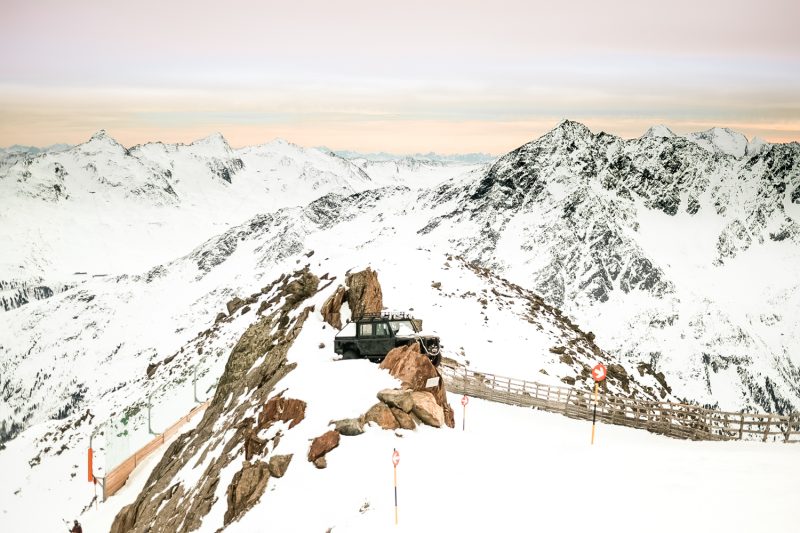Skiing Sölden’s 007 Run